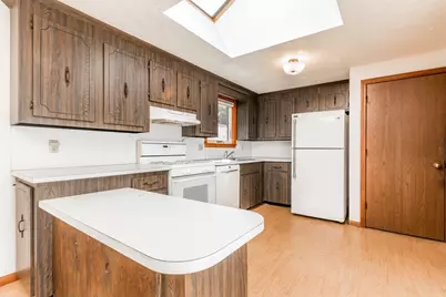8 Laura Ln, Bourne, MA 02532 - Photo 15