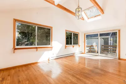 8 Laura Ln, Bourne, MA 02532 - Photo 11