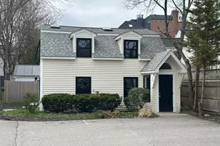 28 Green St, Newburyport, MA 01950 - Photo 1