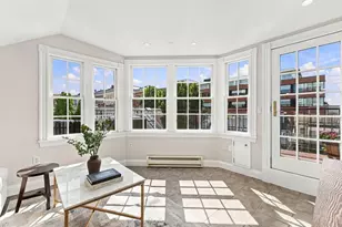 31 Bowdoin St, Boston, MA 02114 - Photo 25