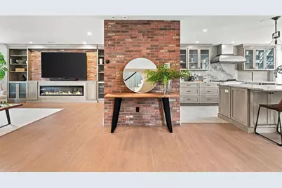 31 Bowdoin St #4, Boston, MA 02114 - Photo 5