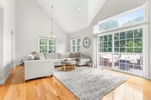 10 Charnstaff Ln, Billerica, MA 01821 - Photo 3