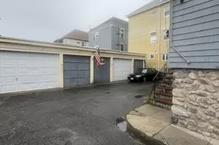 492 N Front St, New Bedford, MA 02746 - Photo 7