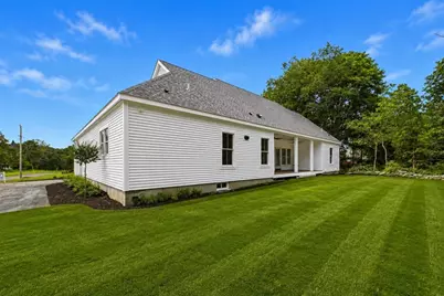 4 Hadley Heights Way, Freetown, MA 02702 - Photo 5