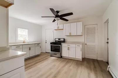 24 Prospect St, Weymouth, MA 02188 - Photo 5