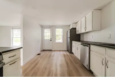 24 Prospect St, Weymouth, MA 02188 - Photo 3