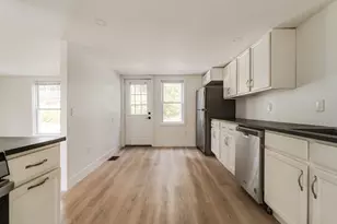 24 Prospect St, Weymouth, MA 02188 - Photo 3