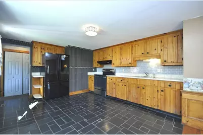 466 Summer St, East Bridgewater, MA 02333 - Photo 5