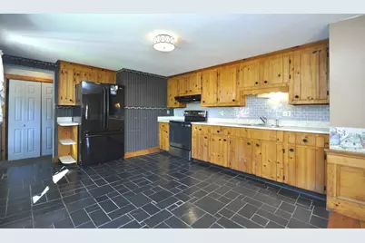 466 Summer St, East Bridgewater, MA 02333 - Photo 5