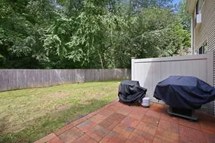 142 Autumn St, Agawam, MA 01001 - Photo 23