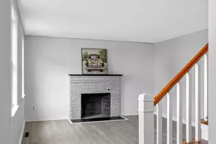 37 Watson St, Braintree, MA 02184 - Photo 5
