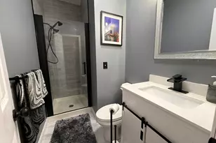 18 Devon Commons Ln, Braintree, MA 02184 - Photo 11