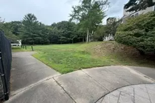 18 Devon Commons Ln, Braintree, MA 02184 - Photo 17