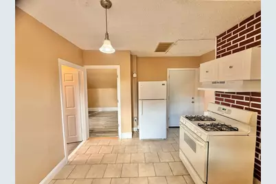 45 Chestnut Avenue #3, Boston, MA 02130 - Photo 3