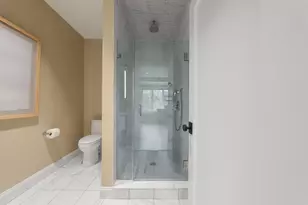 21 Crowninshield Rd, Brookline, MA 02446 - Photo 15