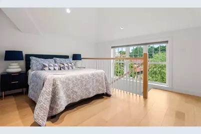 21 Crowninshield Rd #2-1, Brookline, MA 02446 - Photo 19