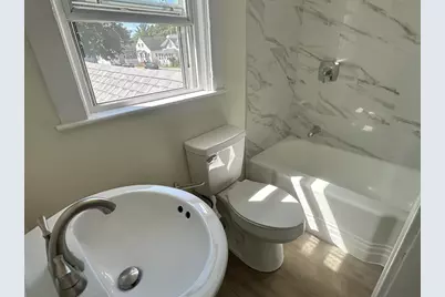 345 Child St #2, Warren, RI 02885 - Photo 7