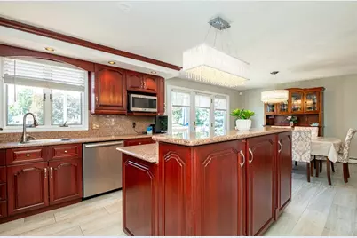 27 Carr Rd, Saugus, MA 01906 - Photo 5