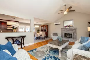 27 Carr Rd, Saugus, MA 01906 - Photo 7