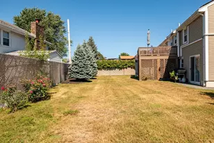 27 Carr Rd, Saugus, MA 01906 - Photo 33