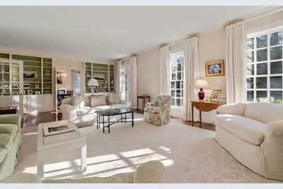 71 Sears Road, Brookline, MA 02445 - Photo 7