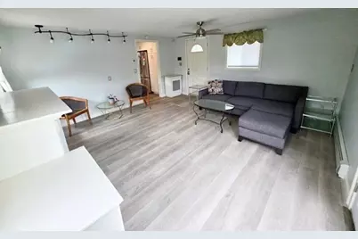 417 River Rd, Agawam, MA 01001 - Photo 9