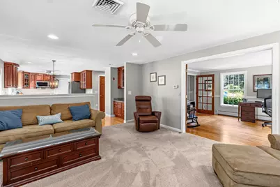 28 Ashley Cir, Easthampton, MA 01027 - Photo 11