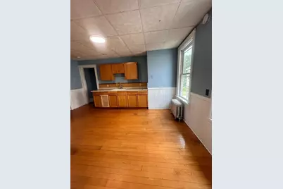 144 Elm St #3, Worcester, MA 01609 - Photo 3