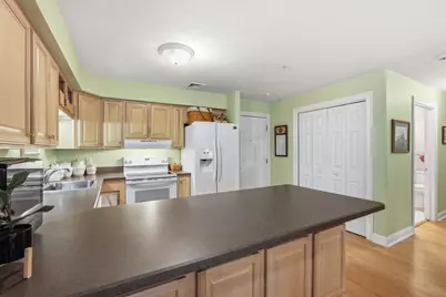 26 Greenleaves Dr #611, Amherst, MA 01002 - Photo 9