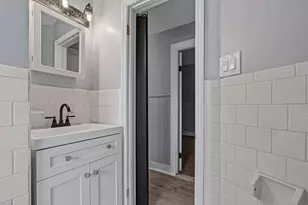 39 Hope St, Attleboro, MA 02702 - Photo 13