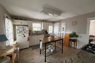 32 Thayer Rd, Braintree, MA 02184 - Photo 3