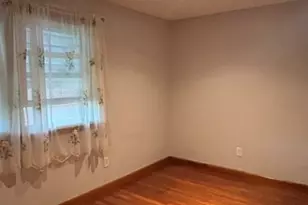 96 Cheever Ave, Dracut, MA 01826 - Photo 5