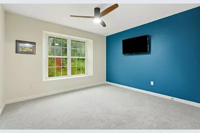 36 Treehouse Cir, Easthampton, MA 01027 - Photo 15