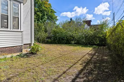 984 Chestnut St #2, Newton, MA 02464 - Photo 17