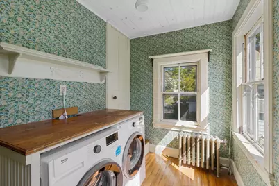 984 Chestnut St #2, Newton, MA 02464 - Photo 5