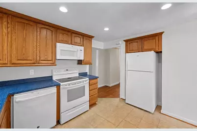 16 Mars Dr, Shrewsbury, MA 01545 - Photo 15