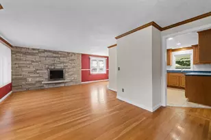 16 Mars Dr, Shrewsbury, MA 01545 - Photo 5