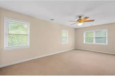 16 Mars Dr, Shrewsbury, MA 01545 - Photo 11
