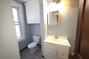 40 Main St, Grafton, MA 01560 - Photo 9