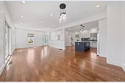 248 Presidents Ln #6, Quincy, MA 02169 - Photo 9