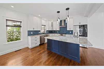 248 Presidents Ln #6, Quincy, MA 02169 - Photo 3
