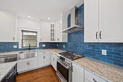 248 Presidents Ln #6, Quincy, MA 02169 - Photo 7