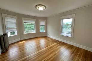118 Ash St, Waltham, MA 02453 - Photo 9