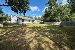 111 Wareham Lake Shore Dr, Wareham, MA 02571 - Photo 9