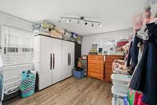 83 Oklahoma St, Springfield, MA 01104 - Photo 9