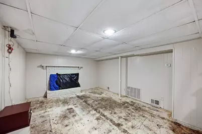 83 Oklahoma St, Springfield, MA 01104 - Photo 25