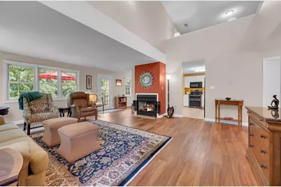36 Betsy Ross Cir #36, Sturbridge, MA 01566 - Photo 5