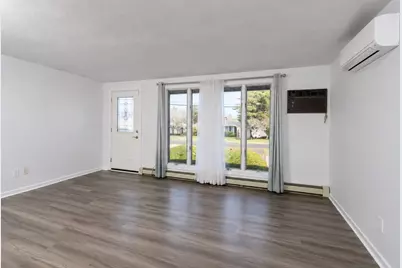 95 Rindone St, Holbrook, MA 02343 - Photo 5
