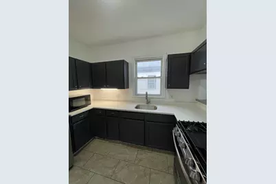 90 Timson St #2, Lynn, MA 01902 - Photo 3