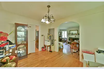 1278 Pleasant St, Worcester, MA 01602 - Photo 13